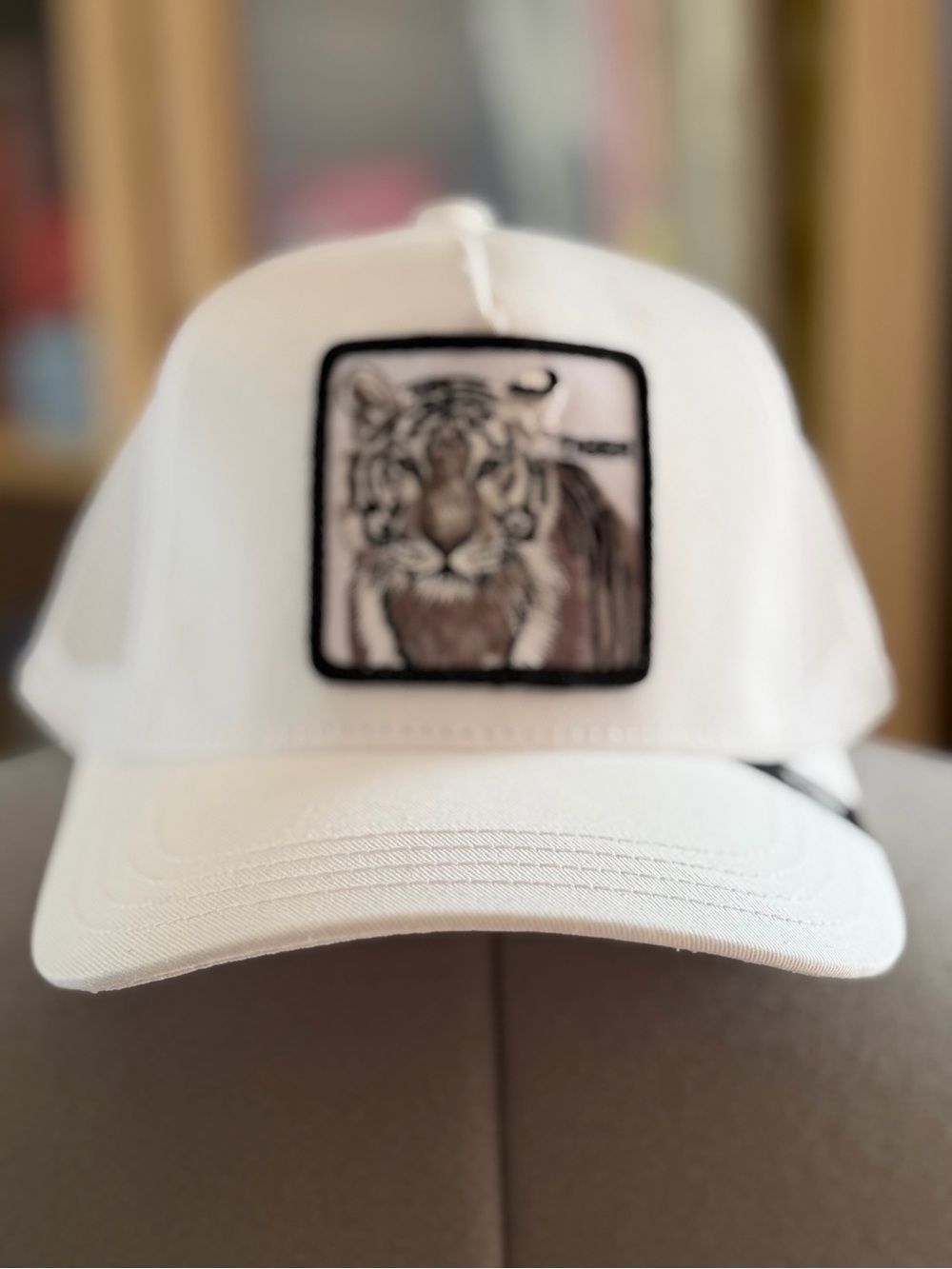 🐯 Goorin Bros. "The White Tiger" Trucker Hat (NWT)